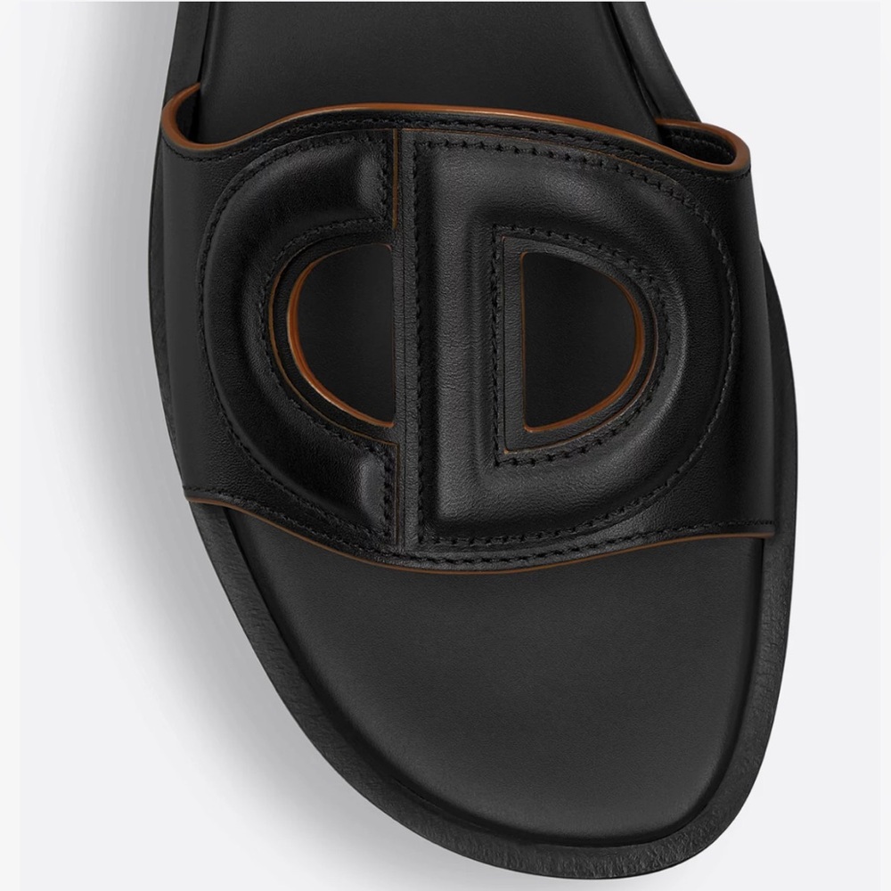 $775 Christian Dior D-Club Sandals 37.5